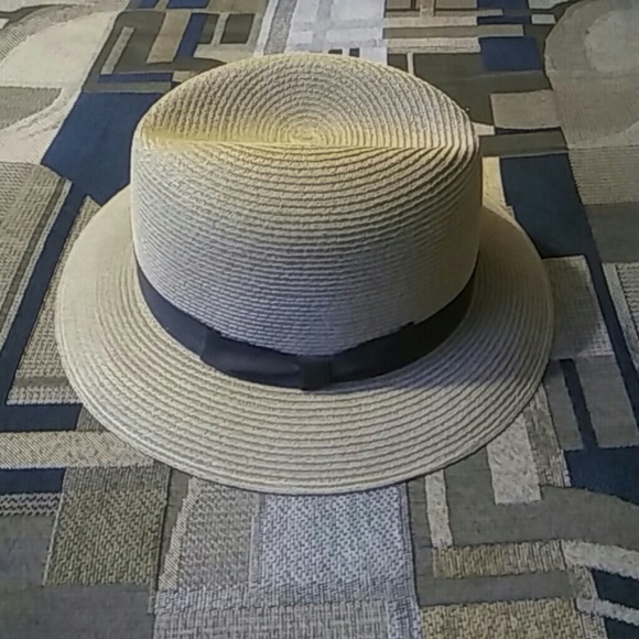 Hat - Picture 2 of 4